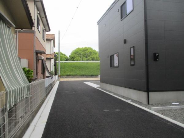 保免上2丁目　Ｂ号棟