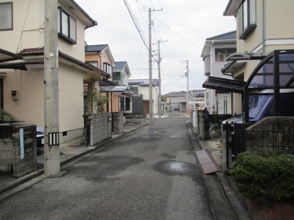 松山市星岡５丁目の中古一戸建て