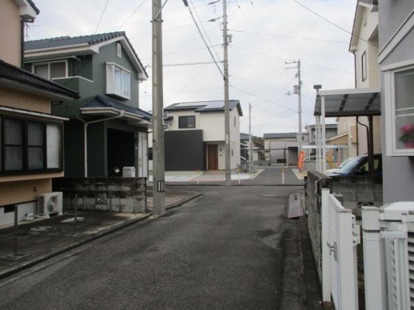 松山市星岡５丁目の中古一戸建て