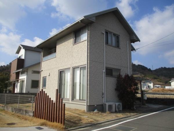 松山市平井町の中古一戸建て