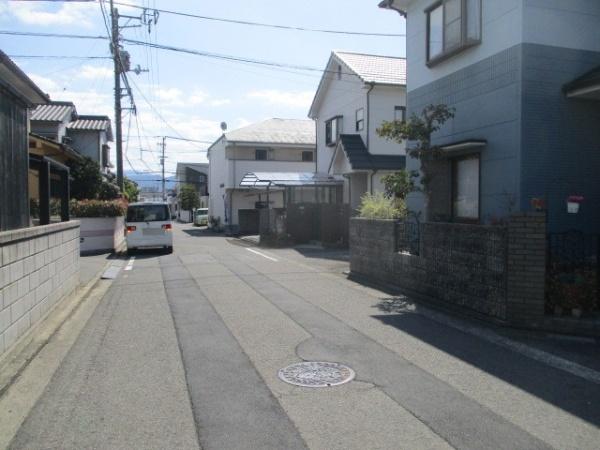 松山市和泉南４丁目の中古一戸建て