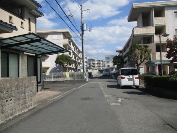 松山市東石井４丁目の中古一戸建て