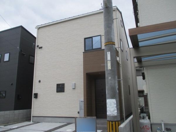 高岡町　３号棟