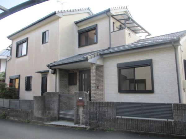 東温市田窪