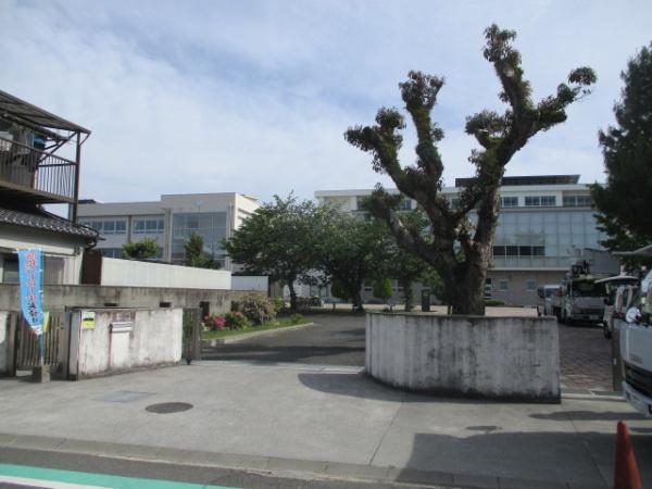 松山市須賀町の中古一戸建て(松山市立三津浜小学校)