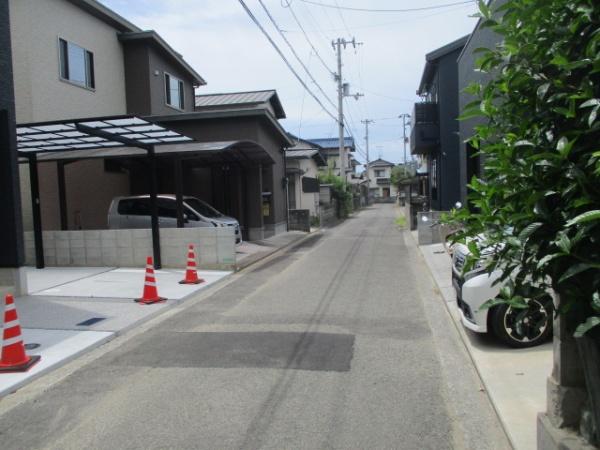 鴨川2丁目