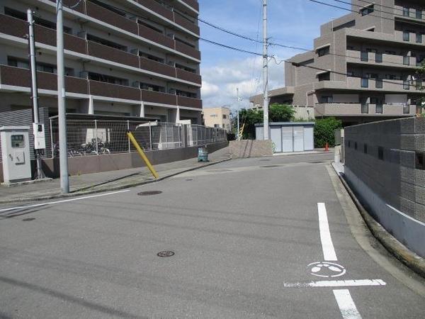 アルファスマート古三津