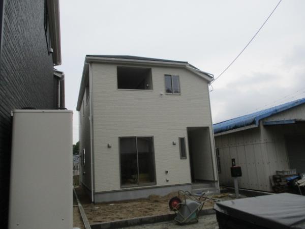星岡３丁目　１号棟