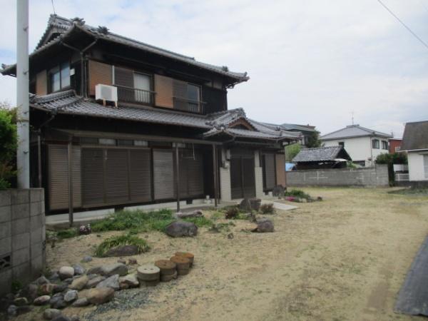 東温市北野田の中古一戸建て