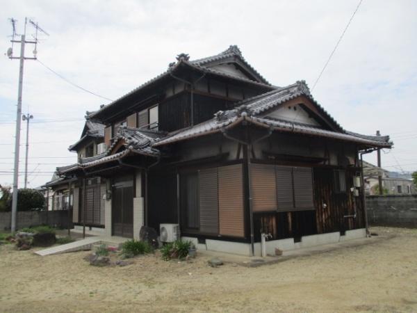 東温市北野田の中古一戸建て