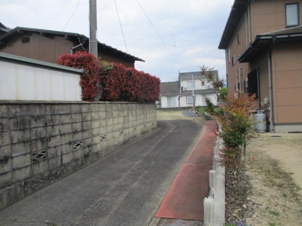 東温市北野田の中古一戸建て