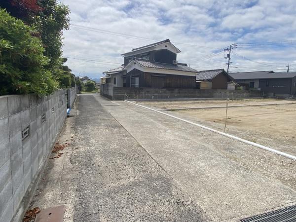 伊予郡松前町大字大間　１号地