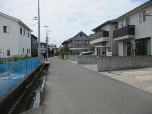 松山市空港通５丁目の中古一戸建て