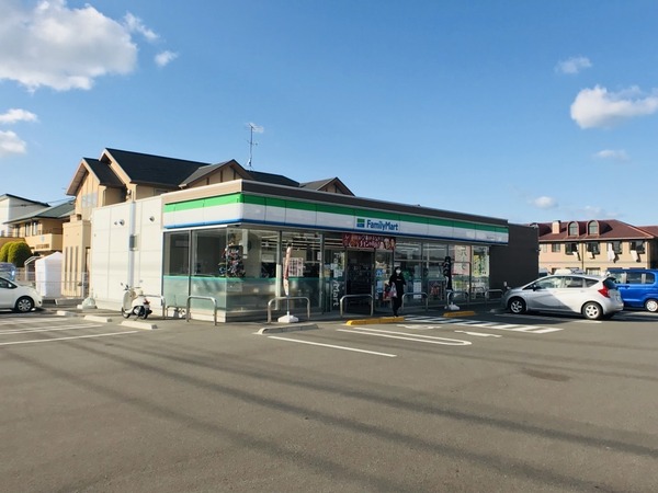 松山市志津川町の中古一戸建て(ファミリーマート松山安城寺店)