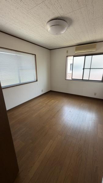 松山市水泥町の中古一戸建て
