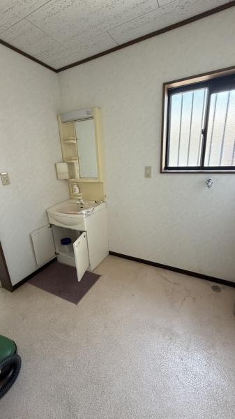 松山市水泥町の中古一戸建て