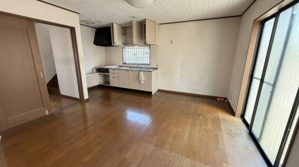 松山市水泥町の中古一戸建て