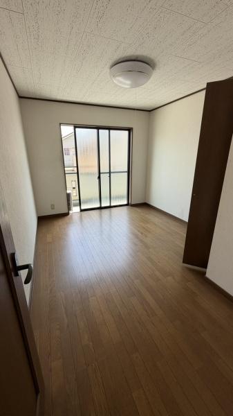 松山市水泥町の中古一戸建て