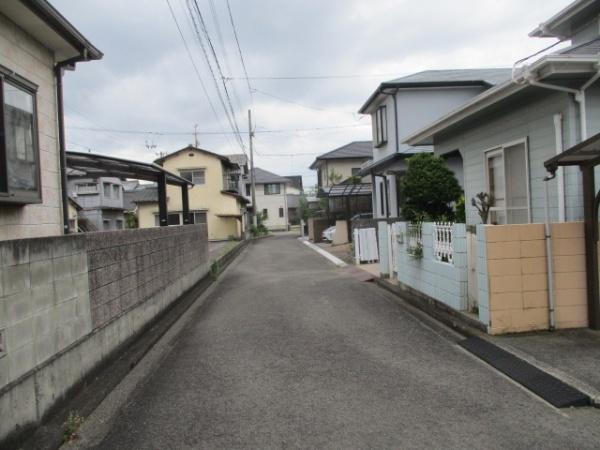 松山市西長戸町の中古一戸建て
