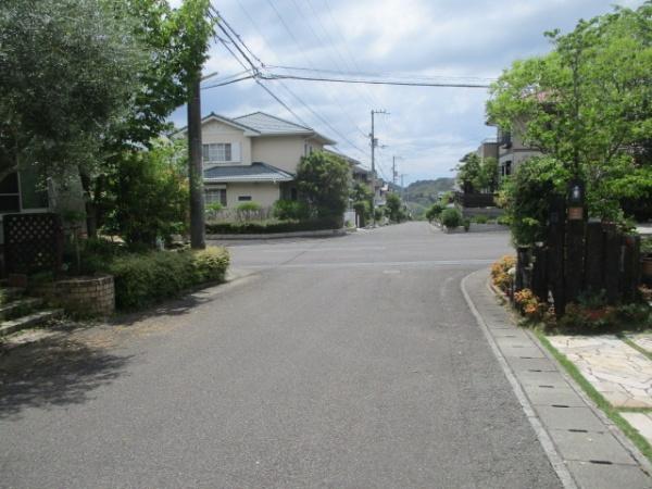 松山市湯の山８丁目の中古一戸建て