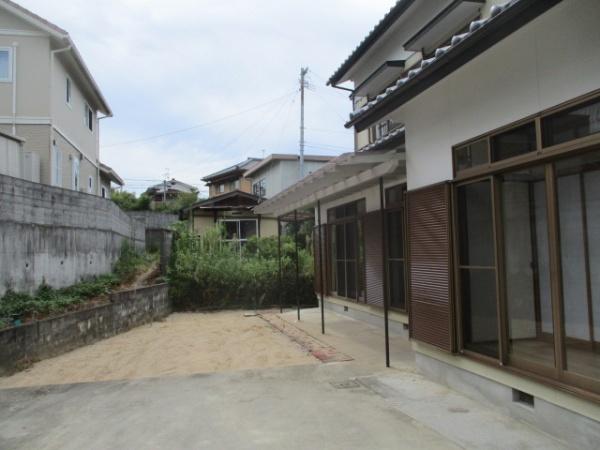 伊予郡砥部町北川毛