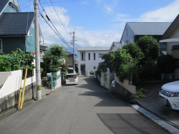 松山市鷹子町の中古一戸建て