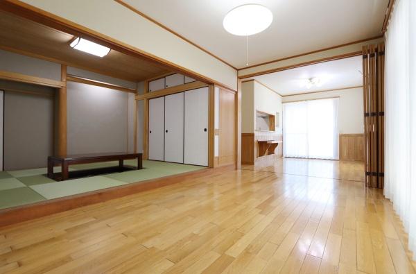 伊予郡松前町大字南黒田の中古一戸建て