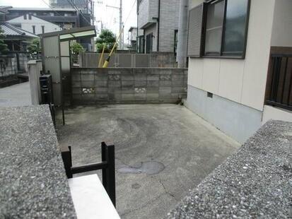 松山市樽味４丁目の中古一戸建て