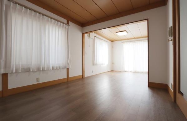 松山市東野１丁目の中古一戸建て