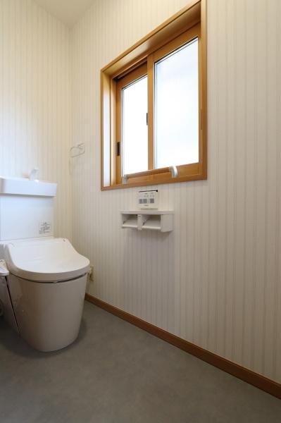 松山市東野１丁目の中古一戸建て