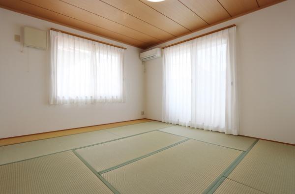松山市東野１丁目の中古一戸建て
