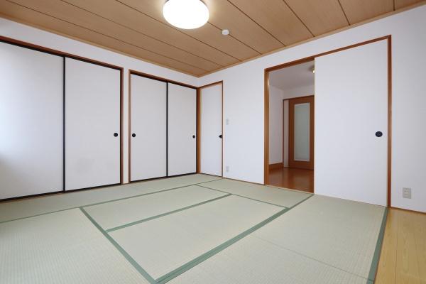 松山市東野１丁目の中古一戸建て
