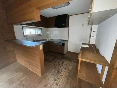 松山市星岡４丁目の中古一戸建て