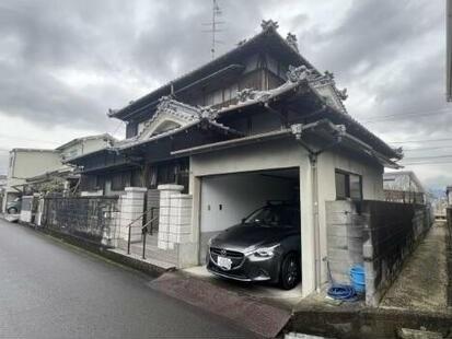 久米窪田町