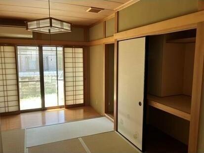 松山市余戸中３丁目の中古一戸建て