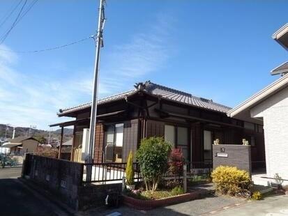 伊予郡砥部町千足の中古一戸建て
