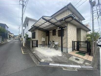 松山市西長戸町の中古一戸建て
