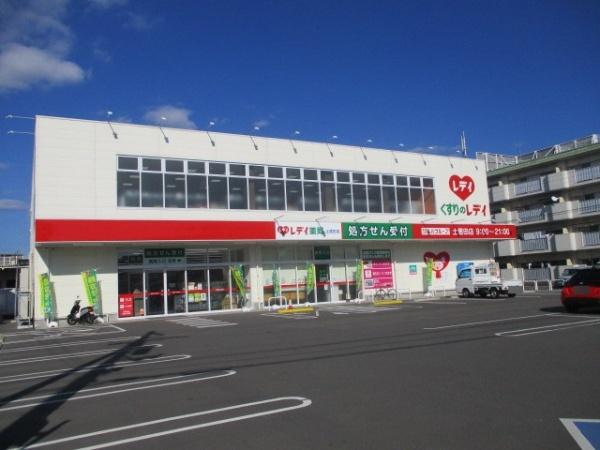 土居田町　Ｂ号棟(くすりのレデイ土居田店)