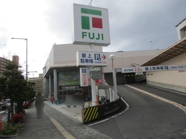 松山市喜与町１丁目の中古一戸建て(フジ道後店)