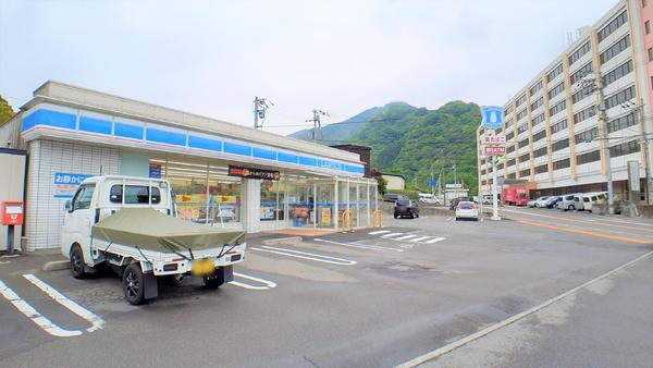 松山市湯の山８丁目の中古一戸建て(ローソン松山末町店)