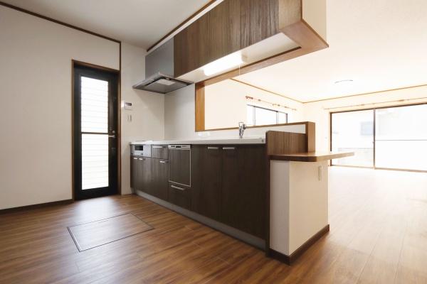 松山市三町３丁目の中古一戸建て
