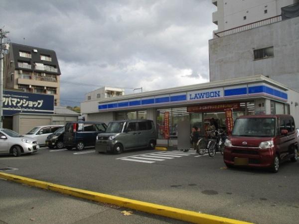 中村４丁目　１号棟(ローソン松山河原町店)