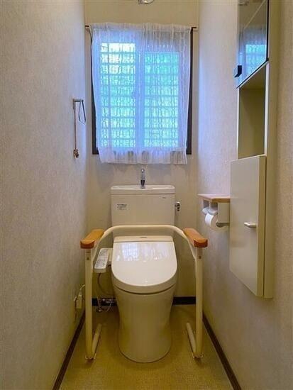 松山市古三津１丁目の中古一戸建て