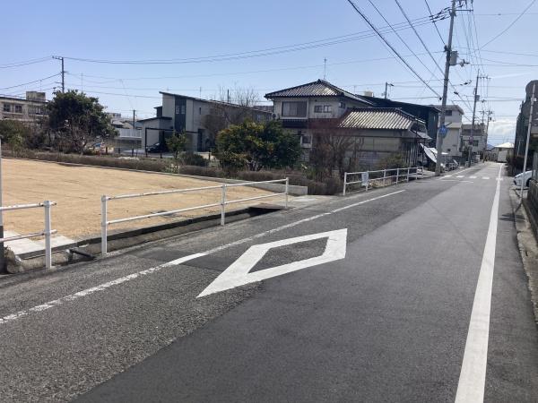 今治市立花町４丁目の土地
