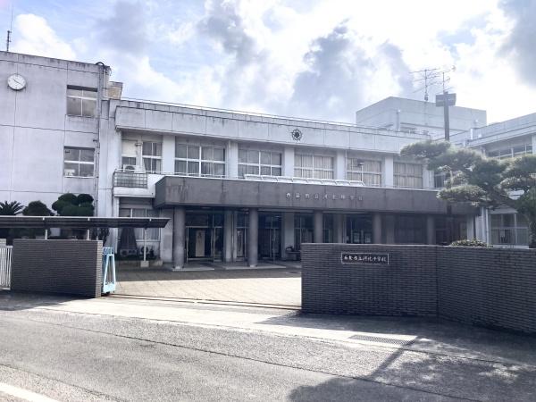 西条市三芳の土地(西条市立河北中学校)