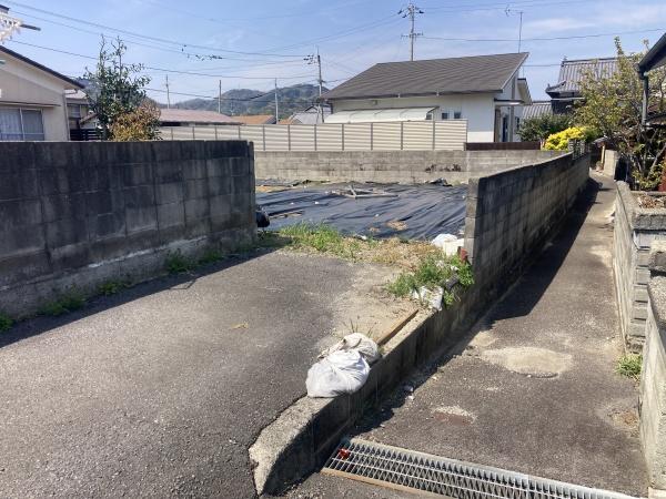 西条市三芳の土地