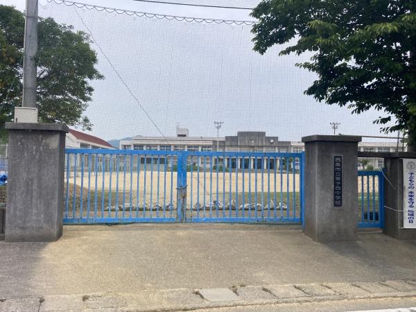 西条市上市の土地(西条市立東予西中学校)