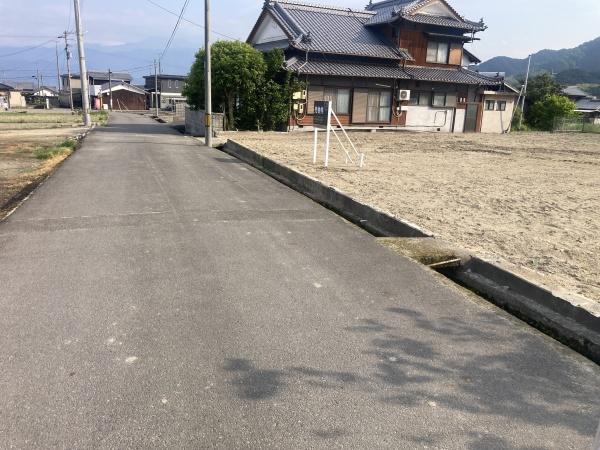 西条市上市の土地
