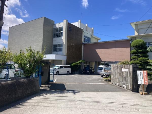 今治市中堀１丁目の中古一戸建て(今治市立波止浜小学校)