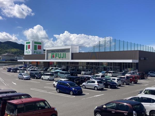 今治市中堀１丁目の中古一戸建て(フジ波止浜店)